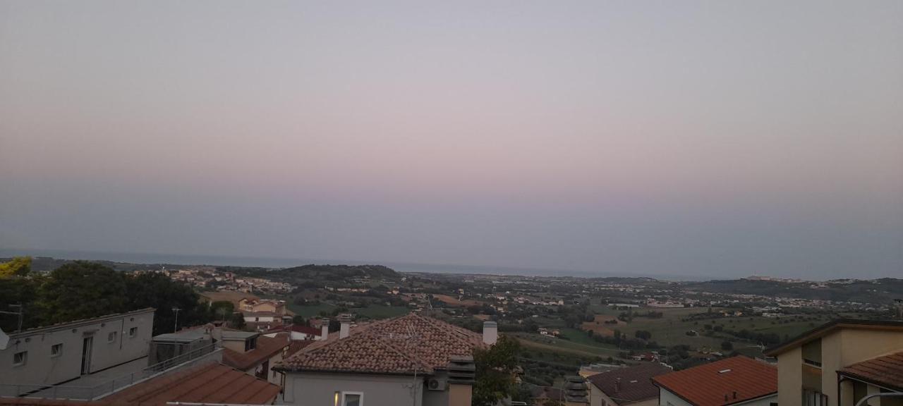 La Dimora Dei Musicisti Bed & Breakfast Castelfidardo Exterior photo